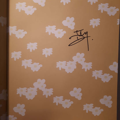 Terry Dodson: Bombshells 2 Hardcover Sketchbook (Signed Edition)