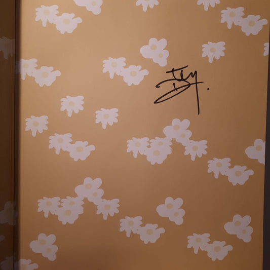 Terry Dodson: Bombshells 2 Hardcover Sketchbook (Signed Edition)