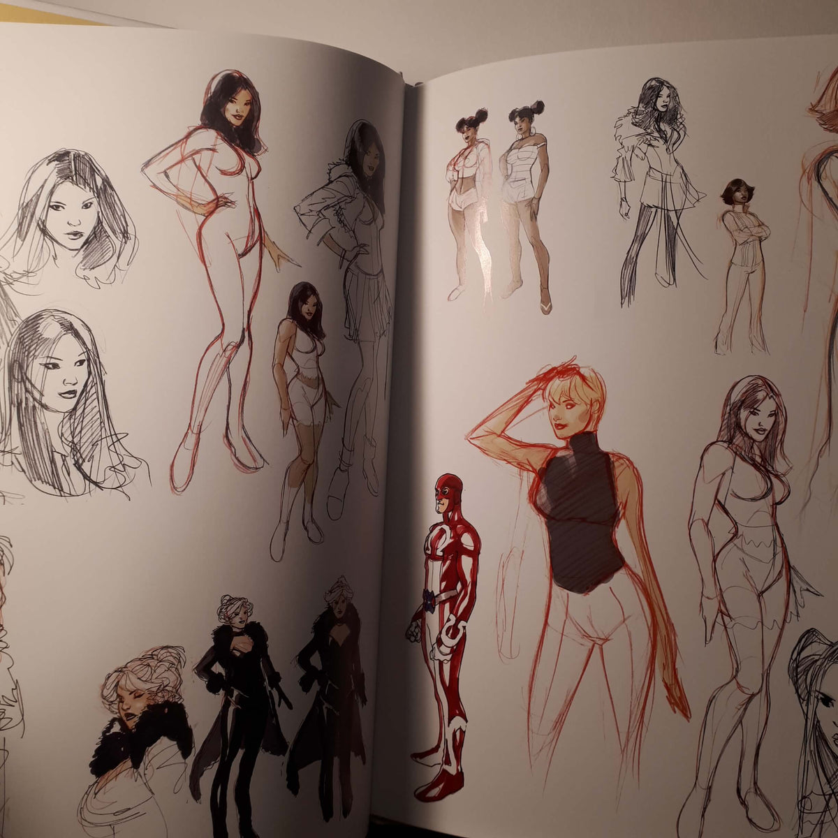 Terry Dodson: Bombshells 2 Hardcover Sketchbook (Signed Edition)
