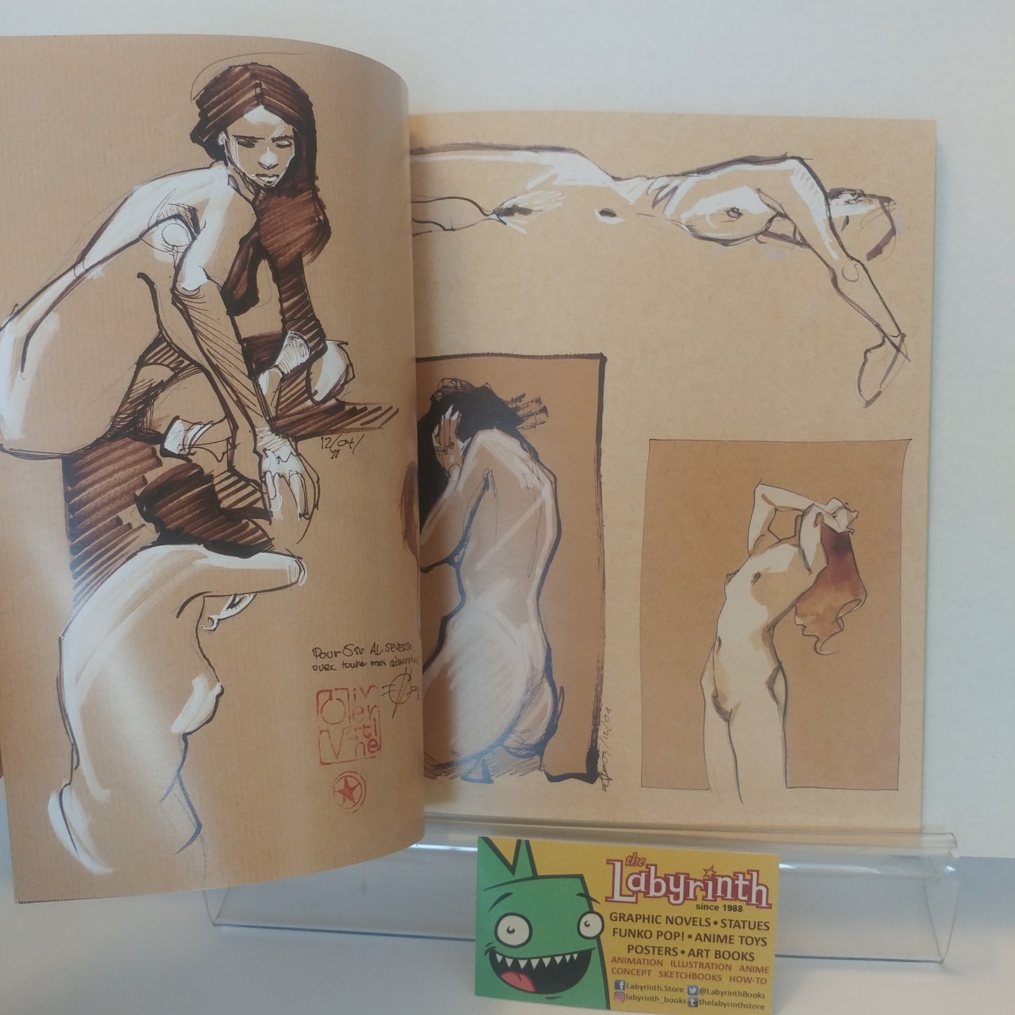 Comix Buro Vatine 2 Sketch Art Book Girl Sketchbook