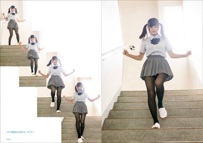 REAL ACTION POSE COLLECTION 5 LOW ANGLES & HIGH SCHOOL GIRLS
